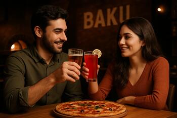 Bakü’de ekipçe küçük bir kutlama